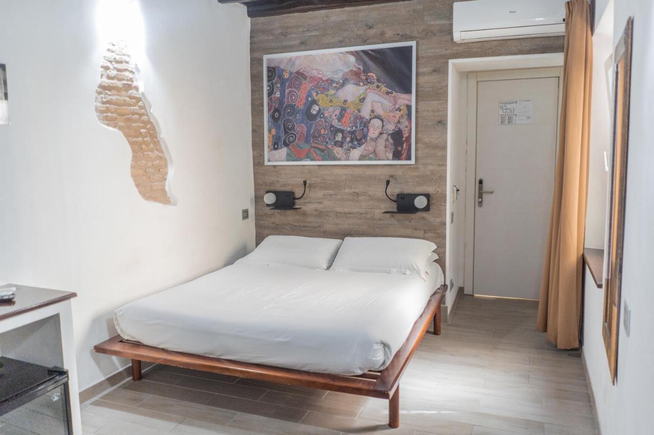 ไอรูมส์ สแปนิช สเต็ป Hotel โรม ภายนอก รูปภาพ