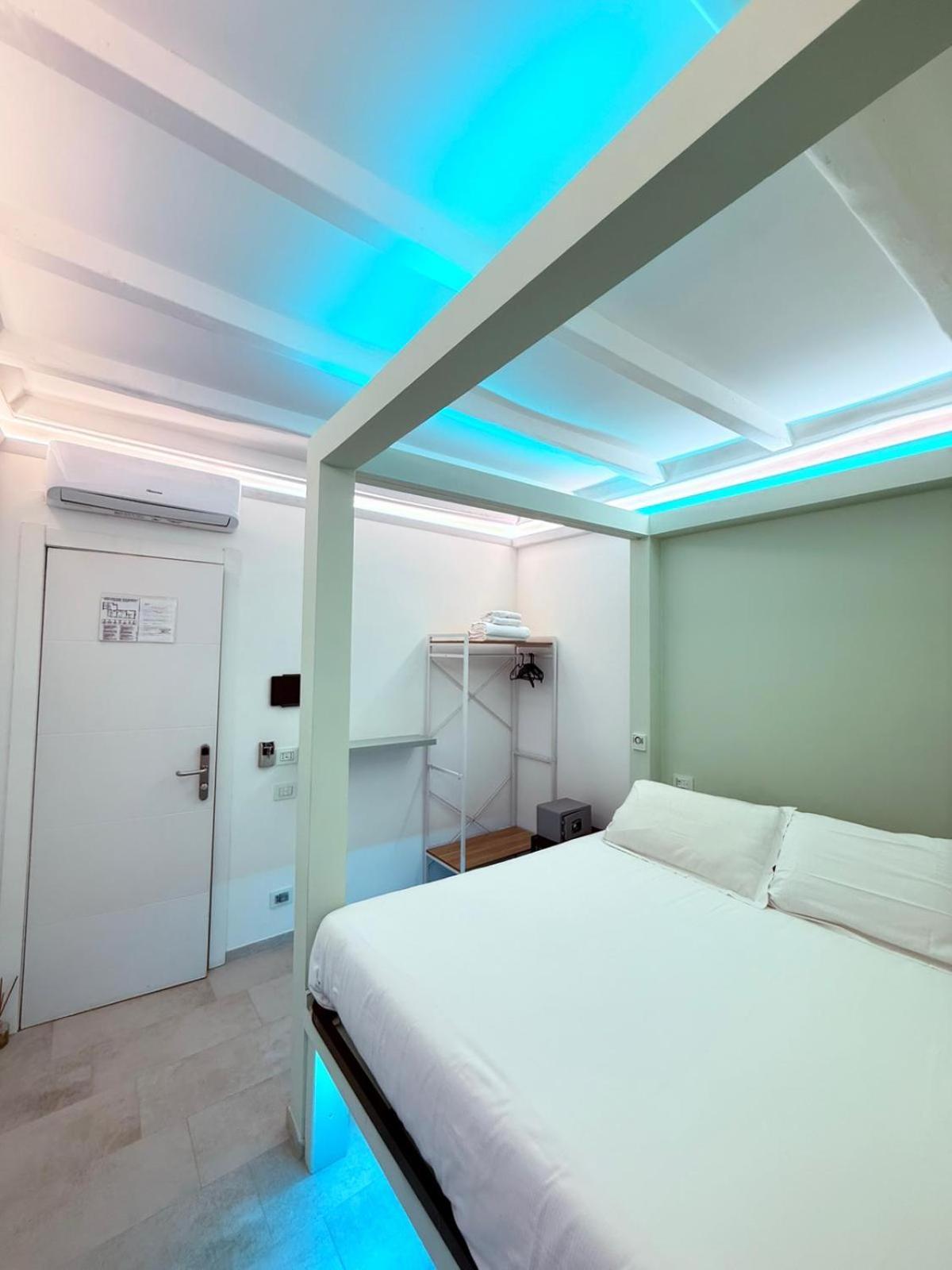 ไอรูมส์ สแปนิช สเต็ป Hotel โรม ภายนอก รูปภาพ